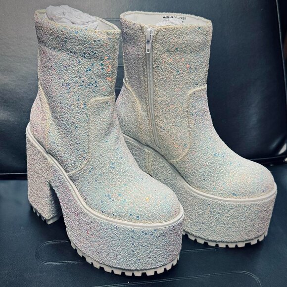 YRU - WHITE KRUSH GLITTER PLATFORM BOOTS - US SIZE 6 -NIB - Picture 6 of 7